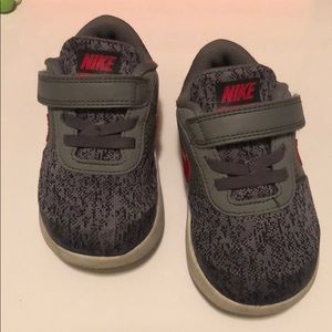 Toddler Nike sneakers